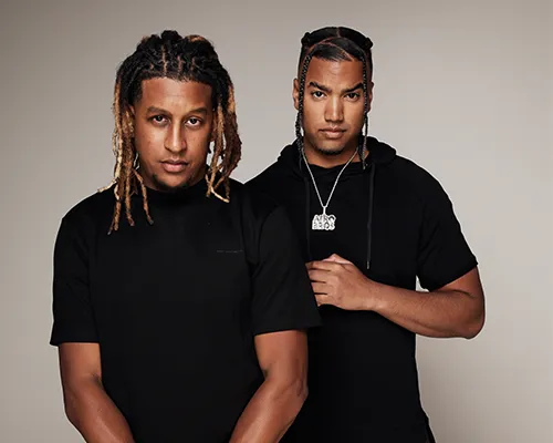 AFRO BROS op Urban Jungle