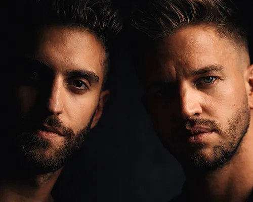 ARNI B2B MAZE KASHI op Aue Molk