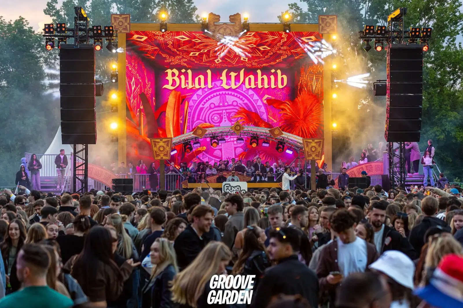 Bezoekers bij een stage van Groove Garden Festival 2026